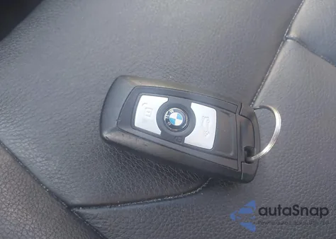 2012 BMW 328I z USA, uszkodzony, nr VIN WBA3A5G57CNP15774